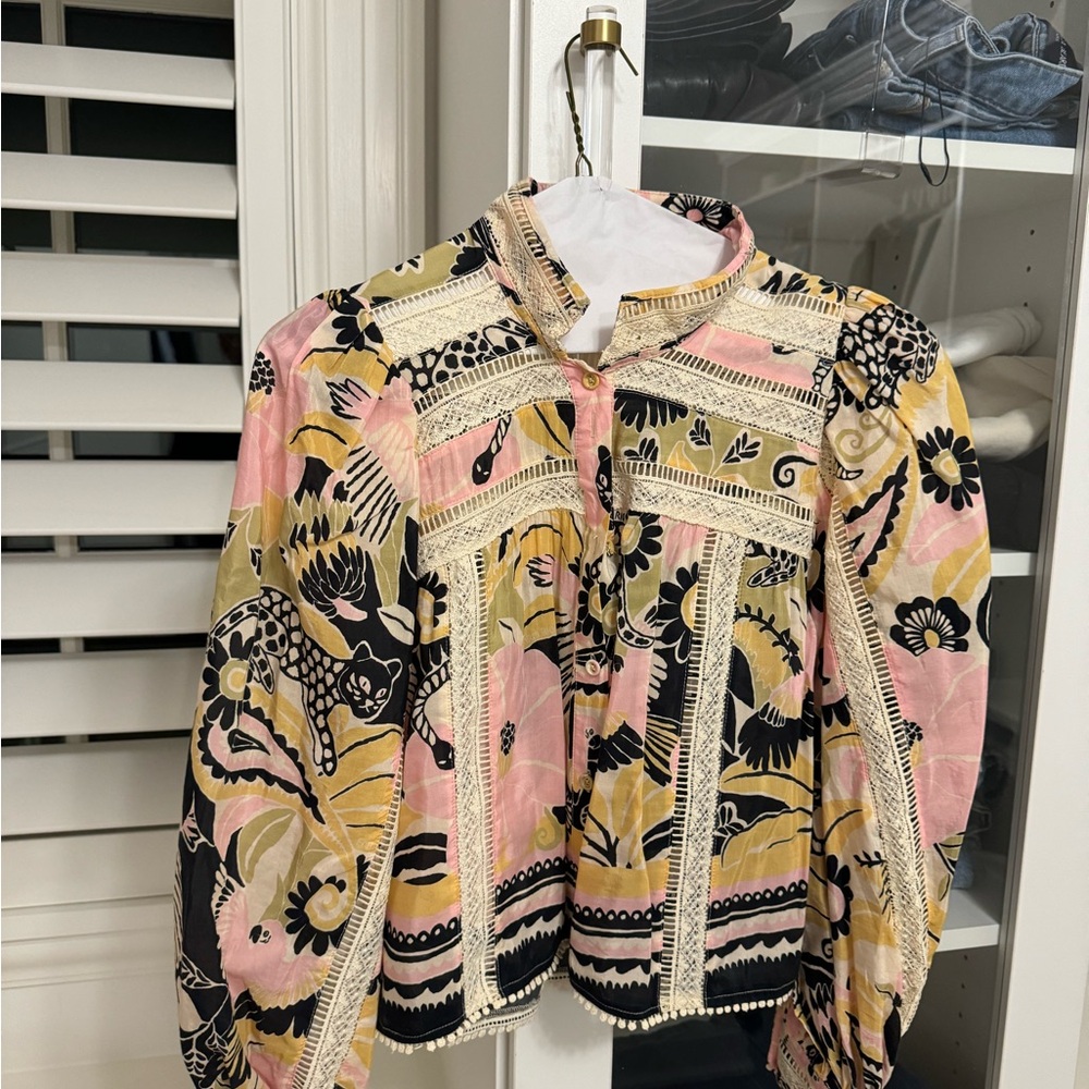 Farm Rio blouse size xs. Worn once perfect condition